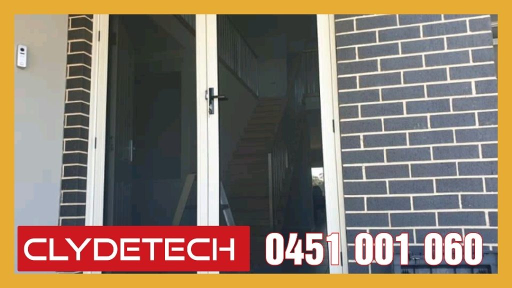 CLYDETECH SCREEN DOOR 